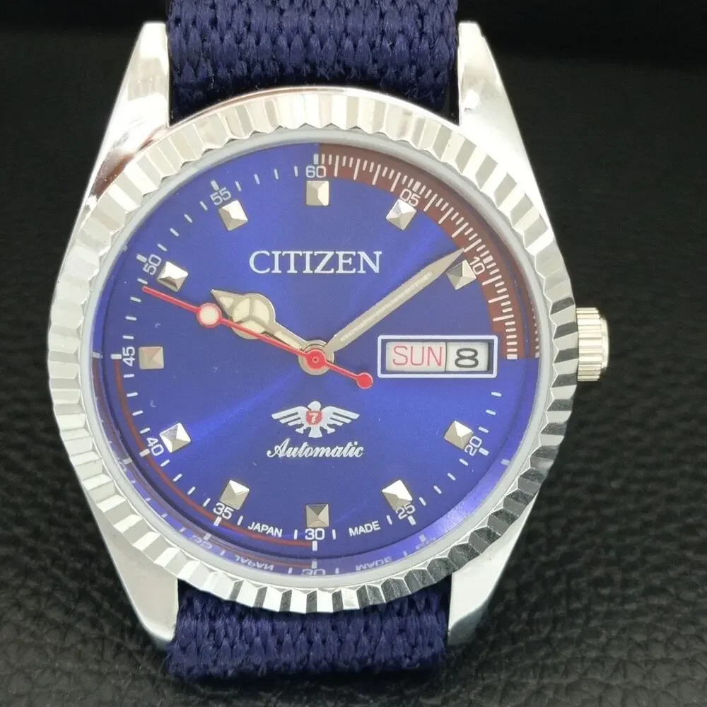 Vintage 1984 Citizen Automatic Mens Silver Watch W/daydate & Blue accents